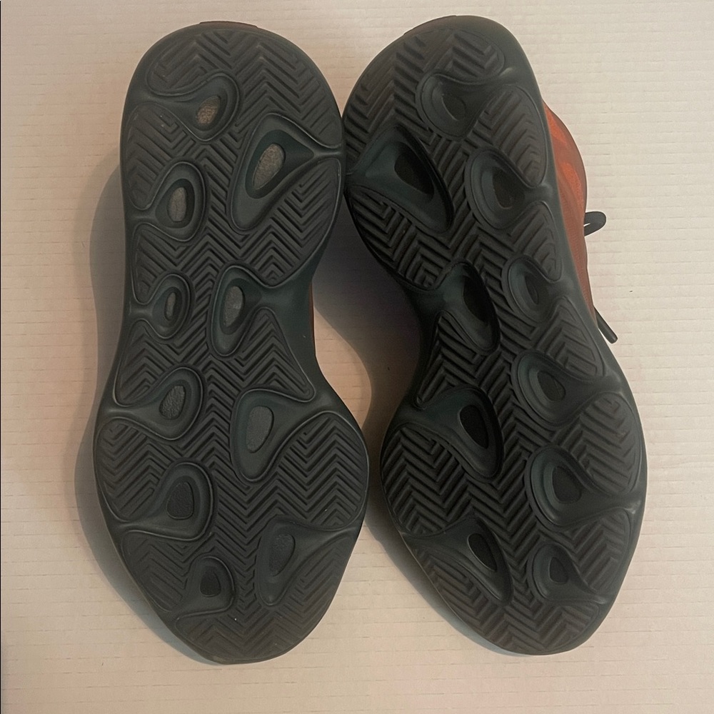 Yeezy’s - Picture 6 of 8